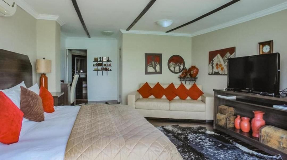 Bedroom 2, Isla Riverside Lodge, Nelson Mandela Bay