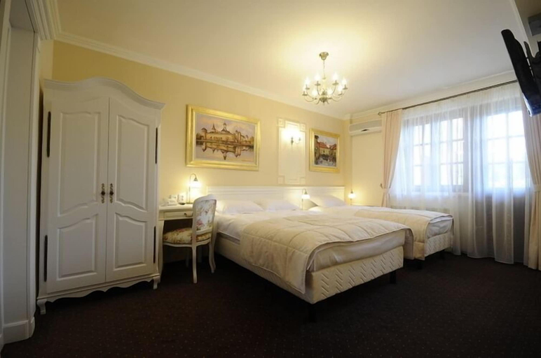 Bedroom 3, Villa Alice, Suceava
