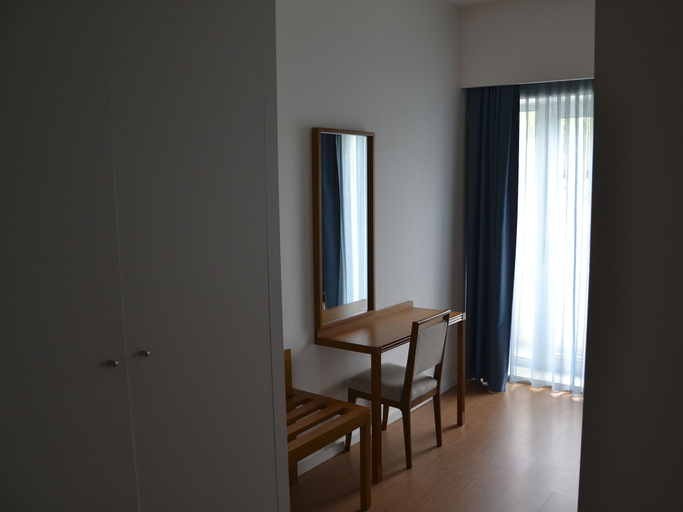 Others 4, Hotel João Paulo II, Braga