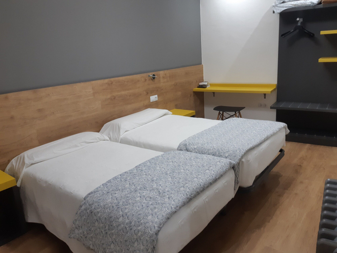 Bedroom 4, Hostal Restaurante Lugano, Ourense