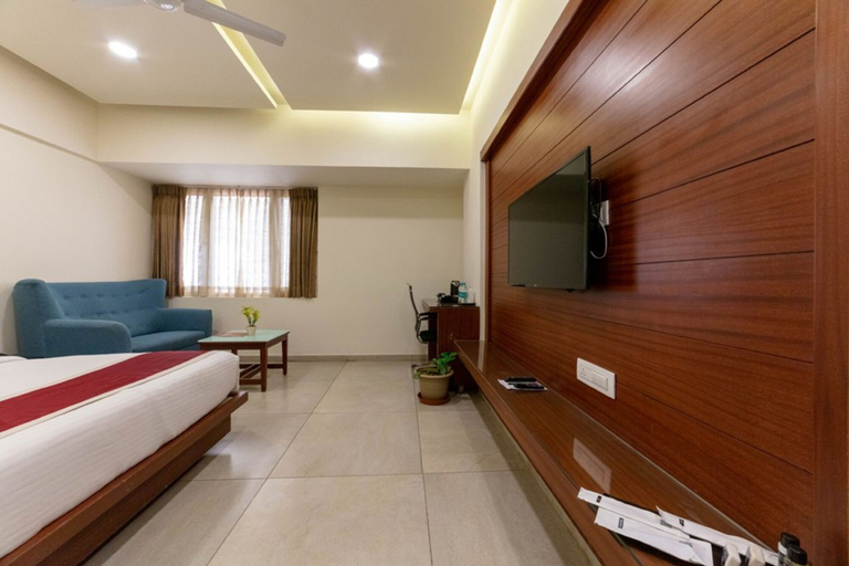 Bedroom 2, Ashok Inn, Davanagere