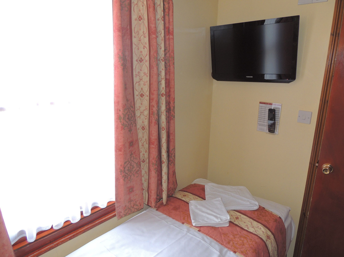 Bedroom 4, Shakespeare Hotel, London