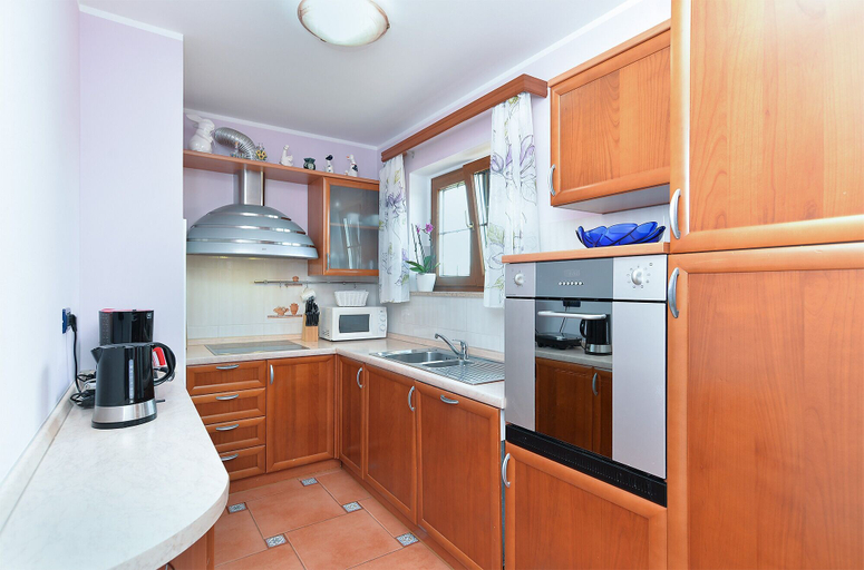 Others 5, Apartment 1917, Rovinj