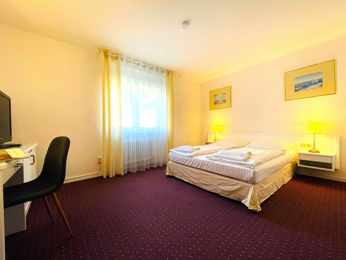 Bedroom 3, Hotel Moguntia, Mainz