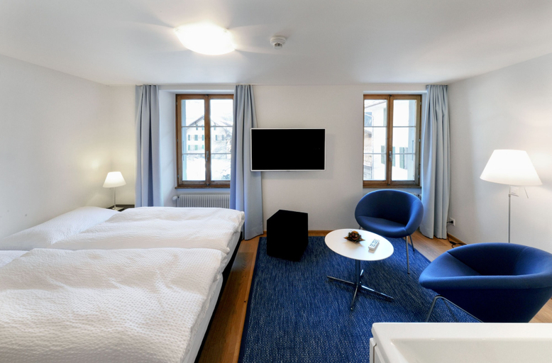 Bedroom 3, Hotel Sternen, Obersimmental