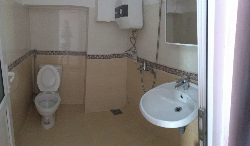 Bathroom 3, Nguyen Minh Hostel, Đà Lạt