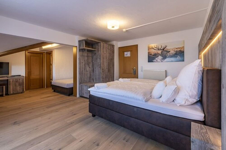 Bedroom 3, Hotel ZUM STERNENHOF, Kitzbühel