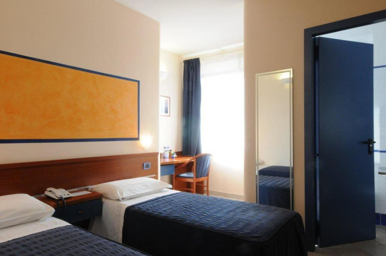 Bedroom 3, Hotel 1000 Miglia, Siena