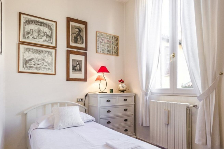 Room 5, Lupari Apartment, Bologna