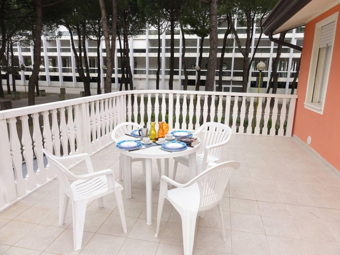 Others 5, Villa Auriga, Venezia