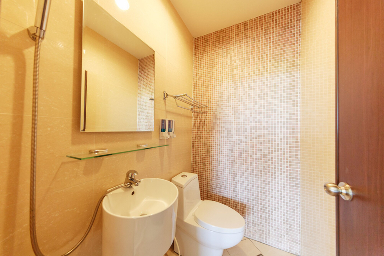Bathroom 4, Kenting Green Yard B&B, Pingtung