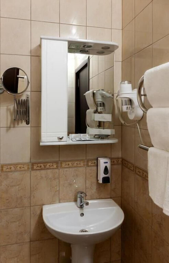 Bathroom 3, Seven Hills Brestskaya, Northern