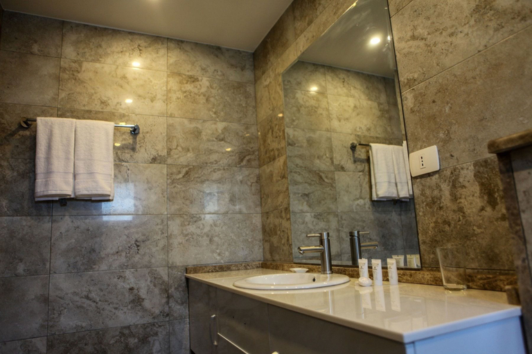 Bathroom 4, Almond Hotel Apartments, Wadi Essier