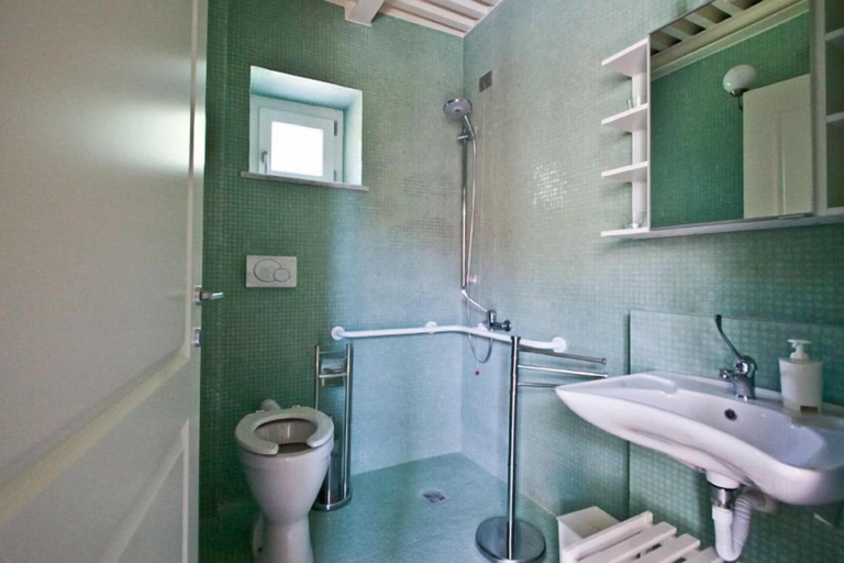 Bathroom 4, Casali Romei - Apartments, La Spezia