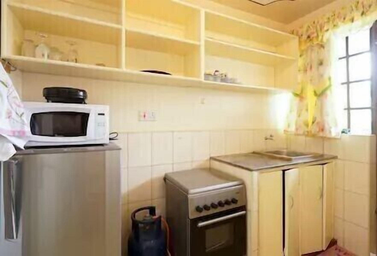 Others 5, Gina's Heaven, Embakasi East