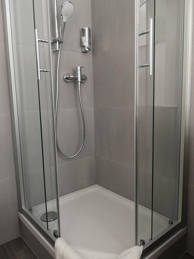 Bathroom 5, Tripinn POSTApart Aschaffenburg, Aschaffenburg