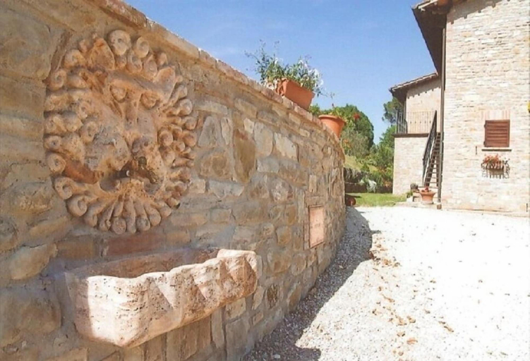 Exterior & Views 2, Agriturismo La Macinara, Perugia
