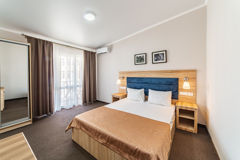 Bedroom 2, Democratia Ultra All Inclusive, Novorossiysk gorsovet