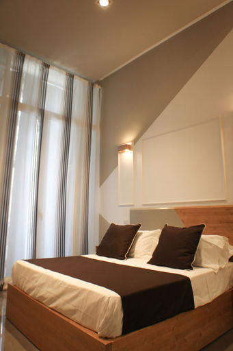 Bedroom 4, Be Italian Room Bovio 23, Napoli