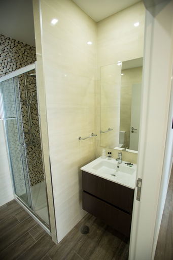 Bathroom 3, Boavista Premium by Porto City Hosts, Porto