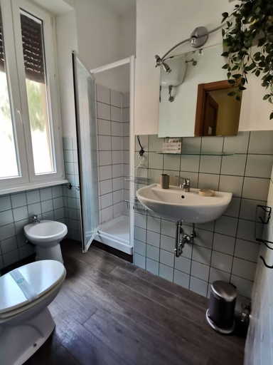 Bathroom 2, Vatican Secret Rooms Guest House, Roma