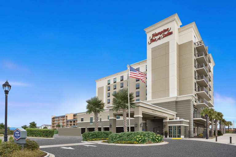Exterior & Views 2, Hampton Inn & Suites Carolina Beach Oceanfront, New Hanover