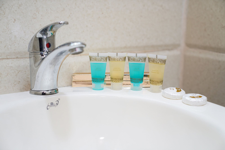 Bathroom 5, La Rive Hotels & Suites (Formerly known as Ghosn Al Banafsej), Dammam