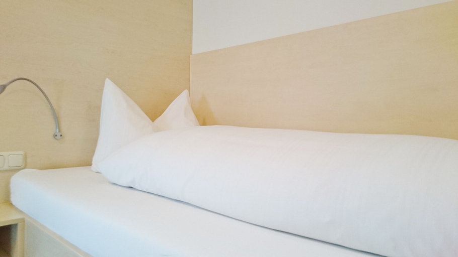 Bedroom 2, Gästehaus Langhammer, Erlangen-Höchstadt