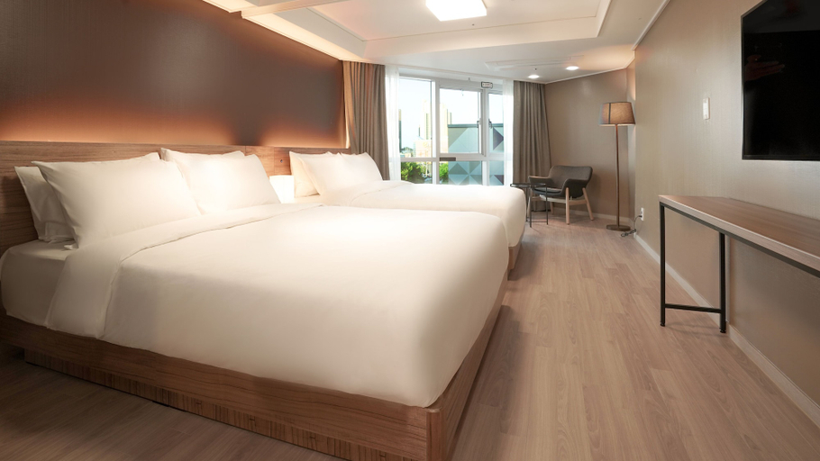 Bedroom 4, Sokcho Marina Bay hotel, Sokcho