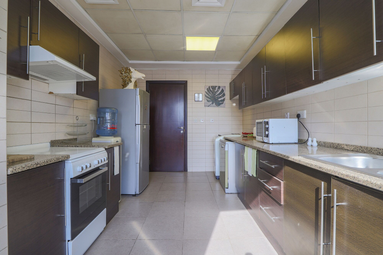 Private kitchen 5, OYO Home 300 2BHK Al Waleed Paradise JLT, Dubai
