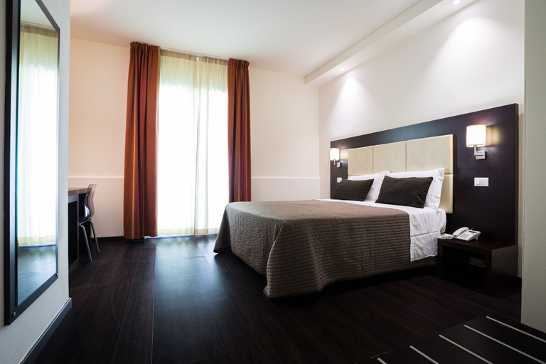 Bedroom 4, La Villa Resort, Pistoia