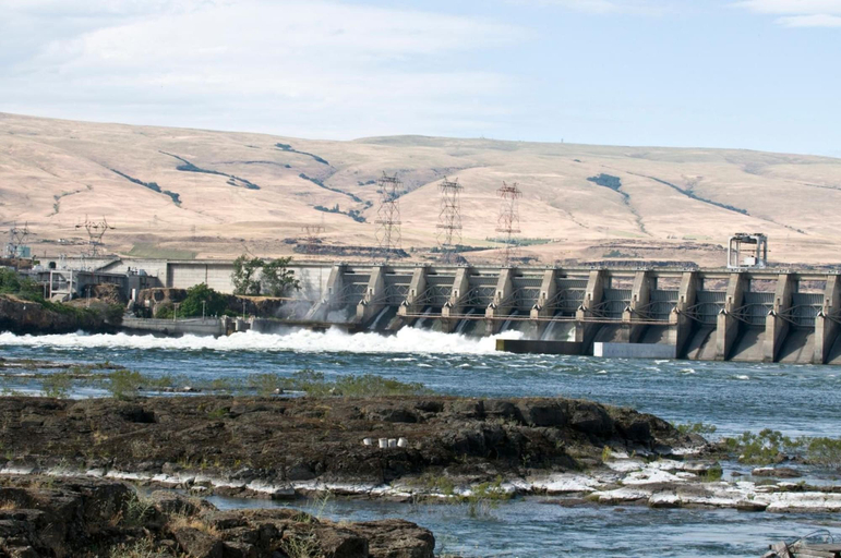 Others 5, Celilo Inn, Wasco