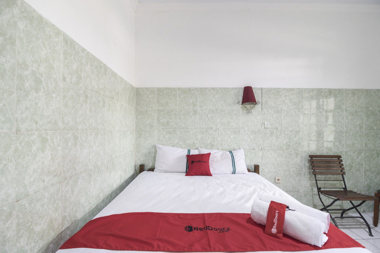 Bedroom, RedDoorz @ Sagan Jogja 2, Yogyakarta