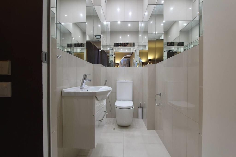 Bathroom 4, Elite Apartment - Panoramic Moscow View, Northern
