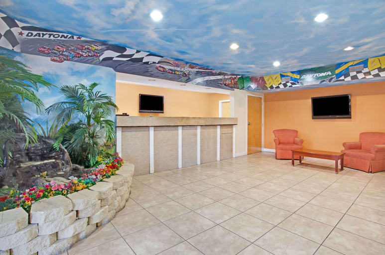 Others 5, Super 8 by Wyndham Daytona Beach, Volusia