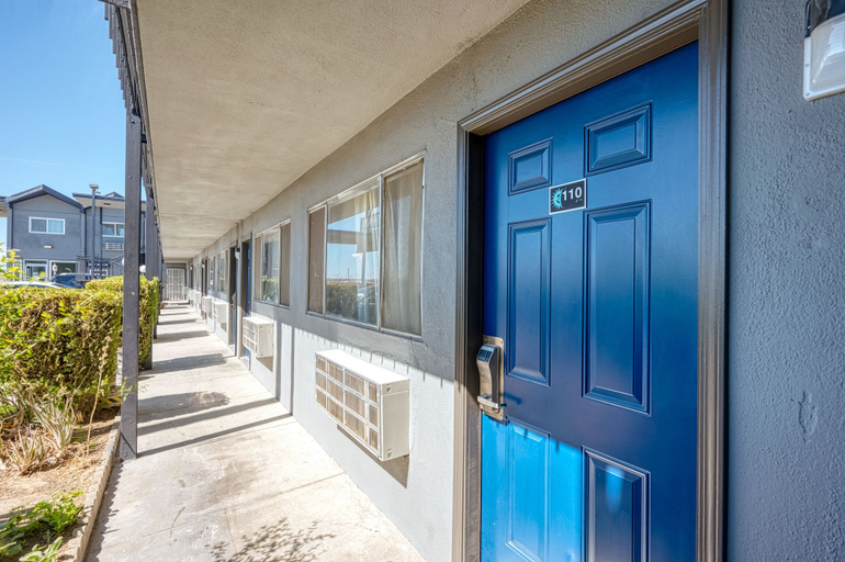 Exterior & Views 2, ERTH INN by AGA - Mojave, Kern