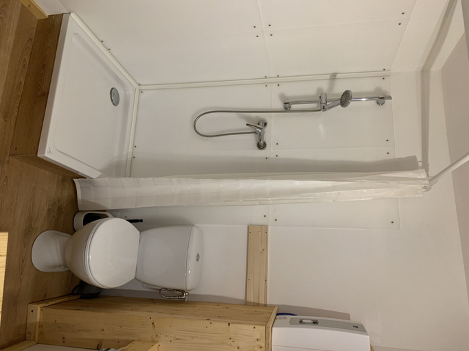 Bathroom 5, Das Marienkaeferhaus, Bernkastel-Wittlich