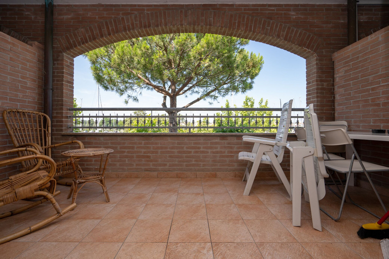 Terrace/patio 5, Appartamento Darsena, Ferrara