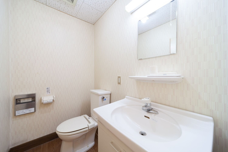 Bathroom 3, Seseragi, Hakuba