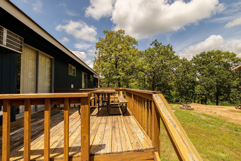 Others 5, Kimberling Cove Resort, Stone