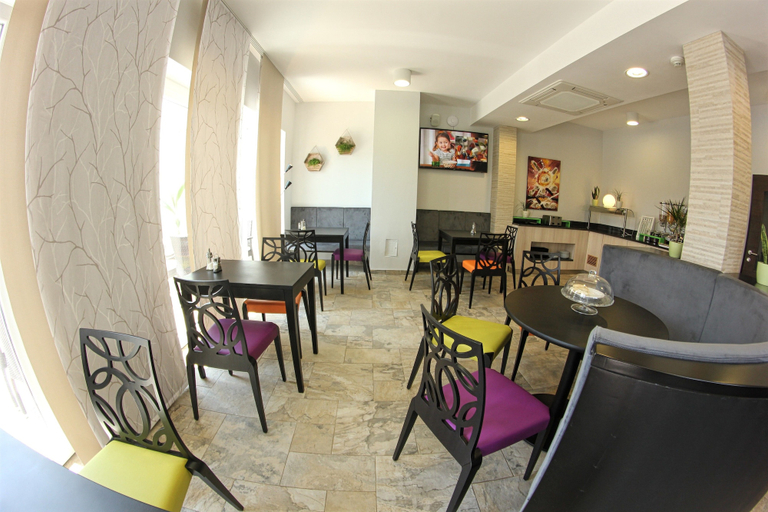 Food & Drinks 5, Villa Badi, Umag