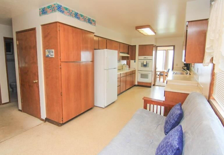 Bedroom 3, Pacific Paradise, Lincoln
