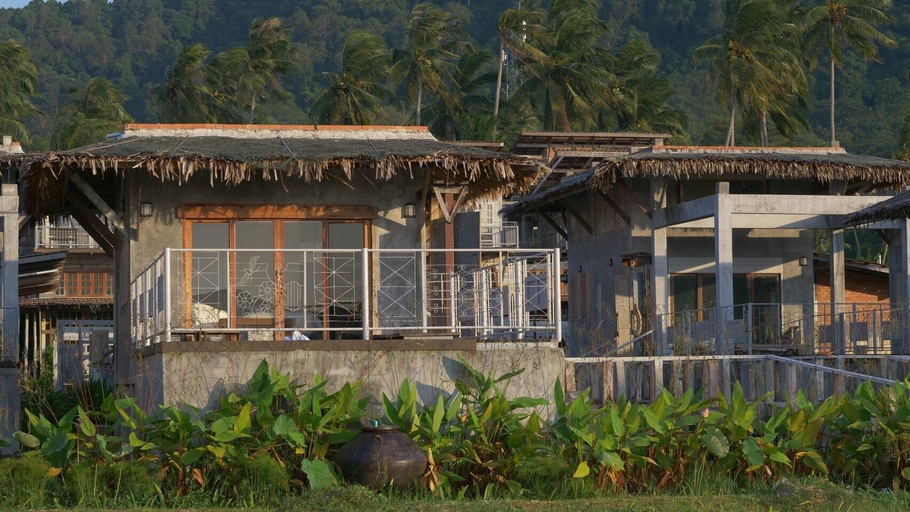 Exterior & Views 2, Artisan Koh Yao Yai Upcycle design Ocean front Villas, Ko Yao District