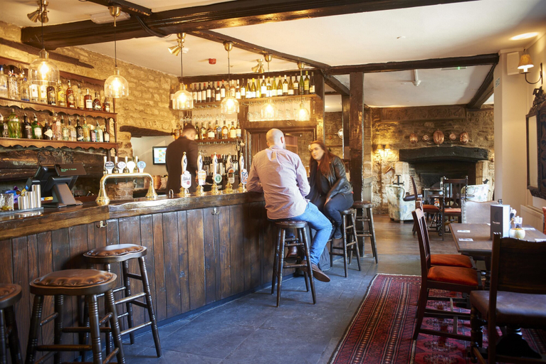 Food & Drinks 5, Bear and Ragged Staff, Oxfordshire