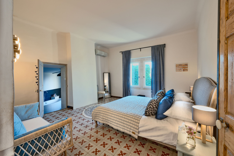 Bedroom 4, Maison Lou Roucas, Vaucluse