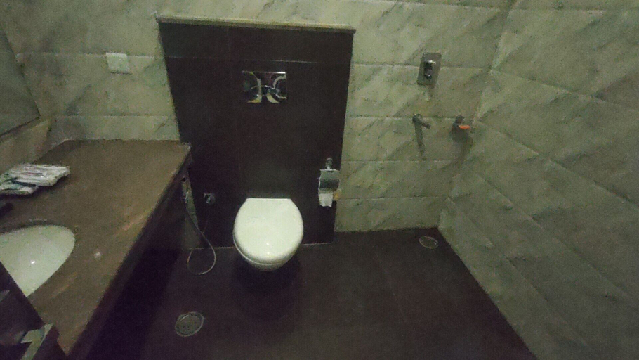 Bathroom 3, Eden Green, Sonipat