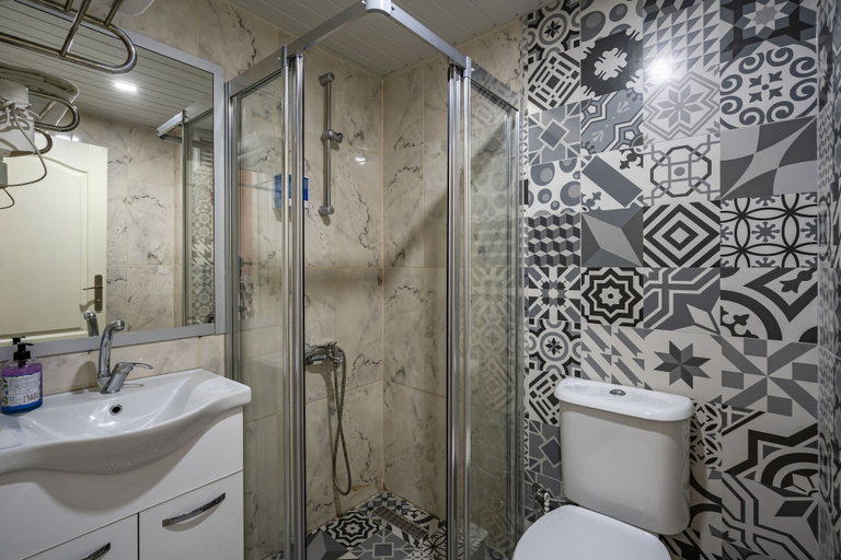 Bathroom 5, Dionisus Hotel, Serik