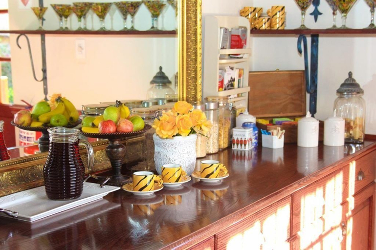 Food & Drinks 4, Summerhill Guest Farm, Cape Winelands