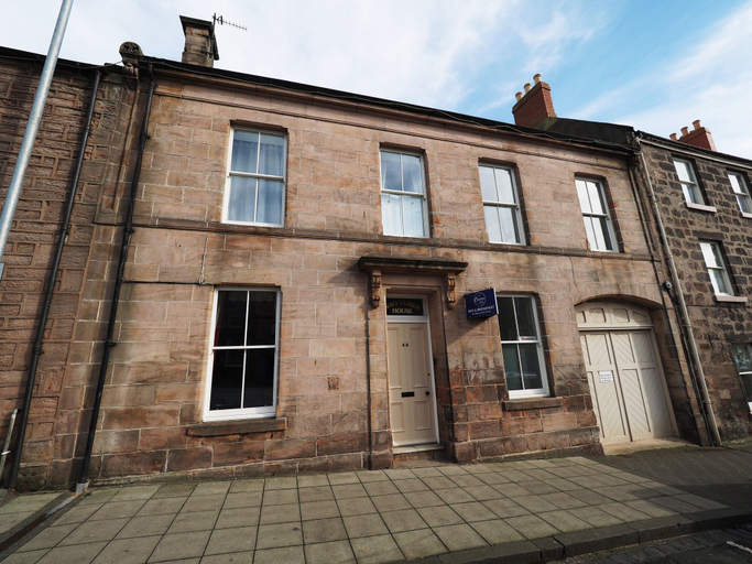 Exterior & Views 2, The Cowrie Guest House, Northumberland