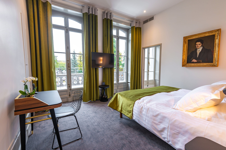 Bedroom 3, Hotel Mille pas, Isère